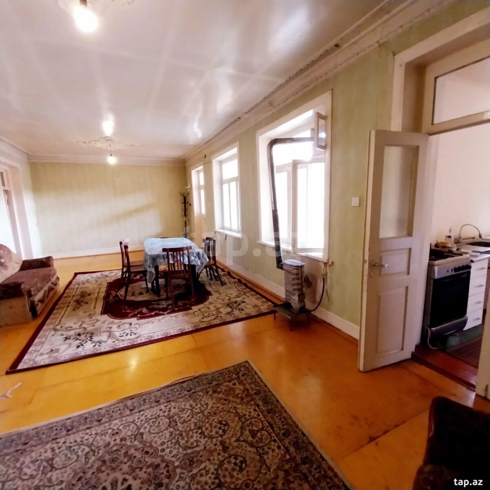 Kirayə verilir 4 otaqlı həyət evi