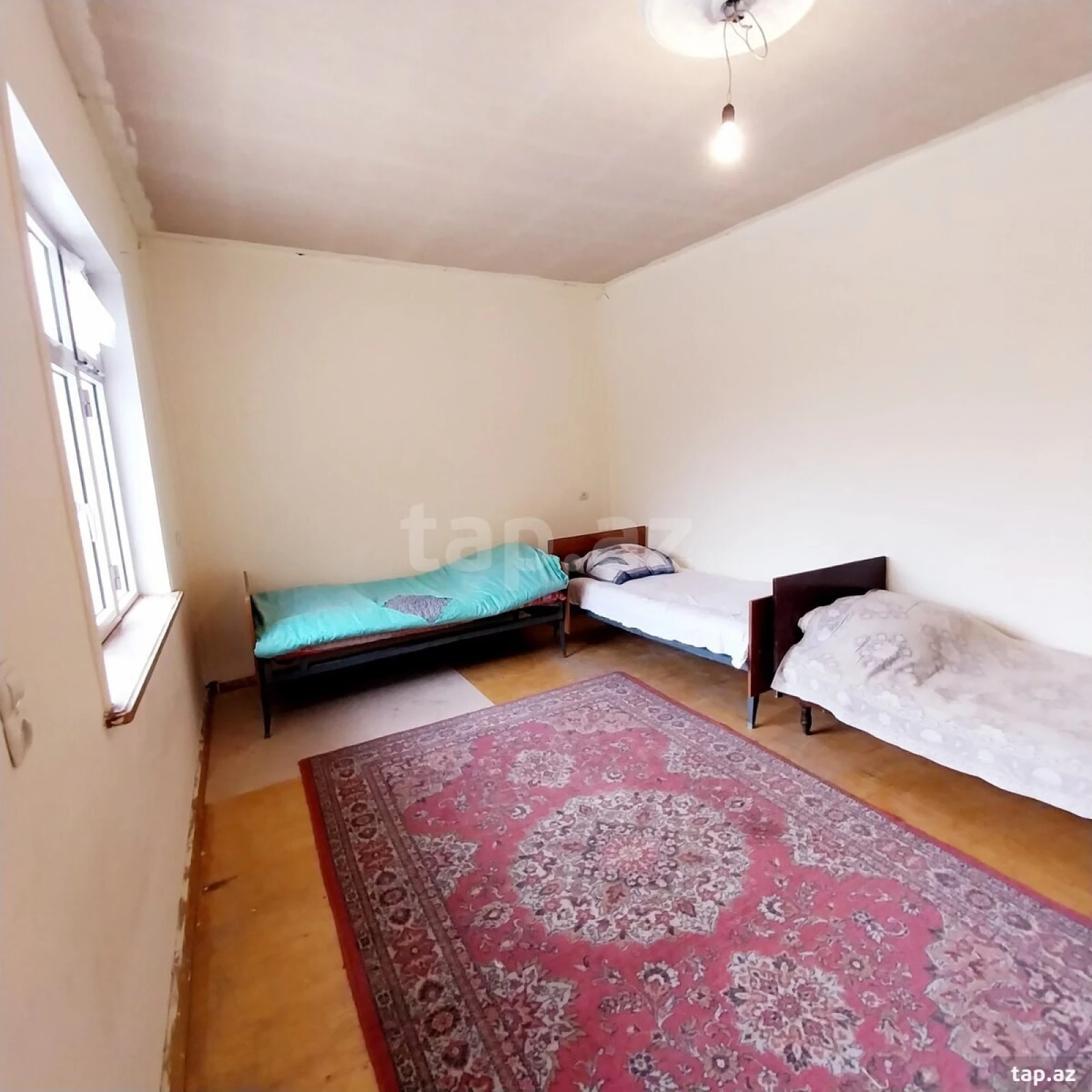 Kirayə verilir 4 otaqlı həyət evi