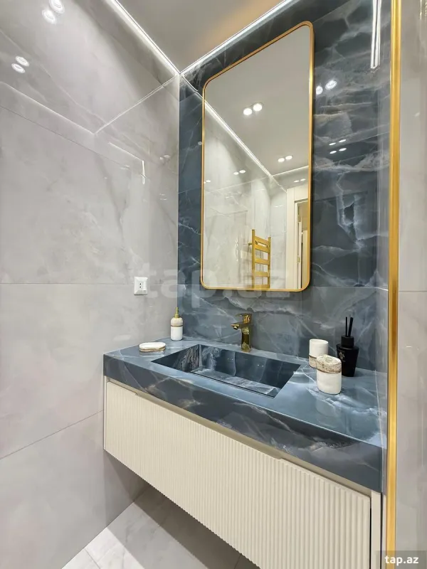 Satılır 3 otaqlı yeni tikili 85 m²