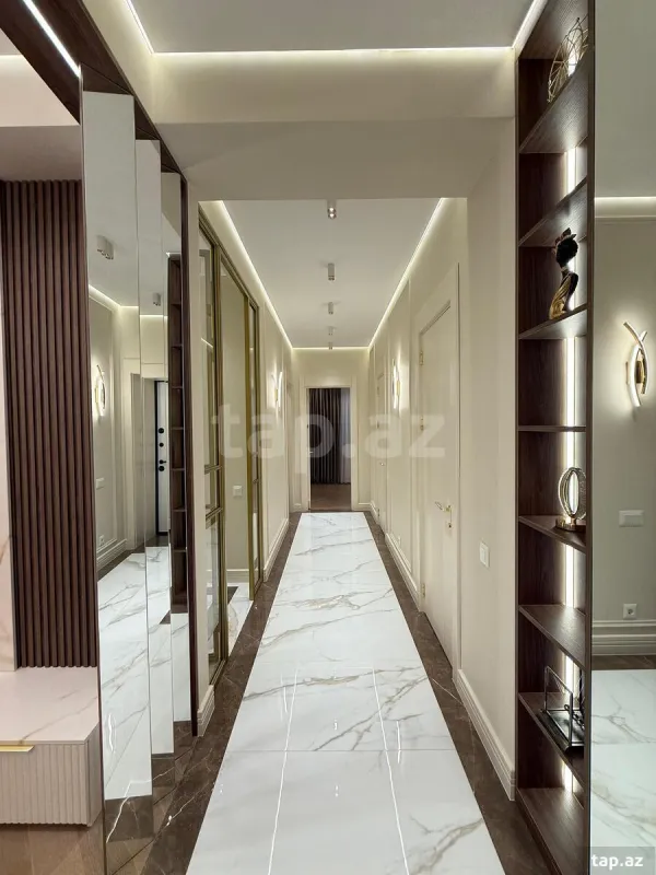 Satılır 3 otaqlı yeni tikili 85 m²