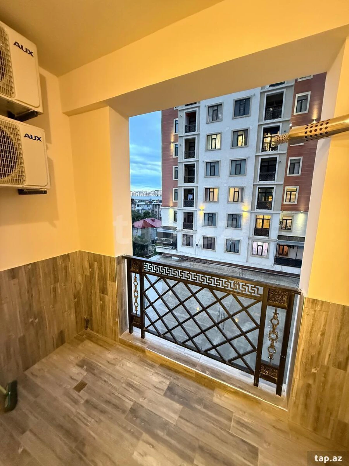 Satılır 3 otaqlı yeni tikili 85 m²