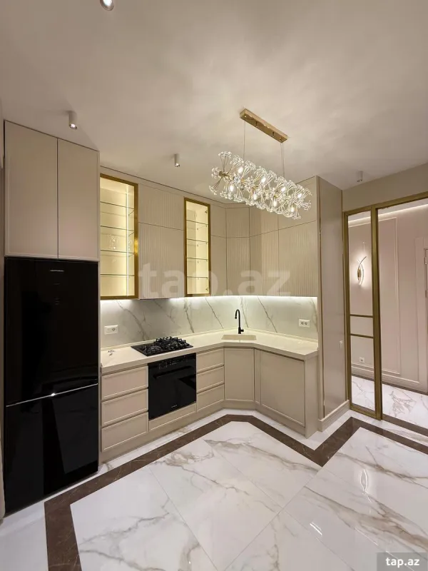 Satılır 3 otaqlı yeni tikili 85 m²