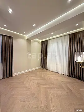 Satılır 3 otaqlı yeni tikili 85 m²