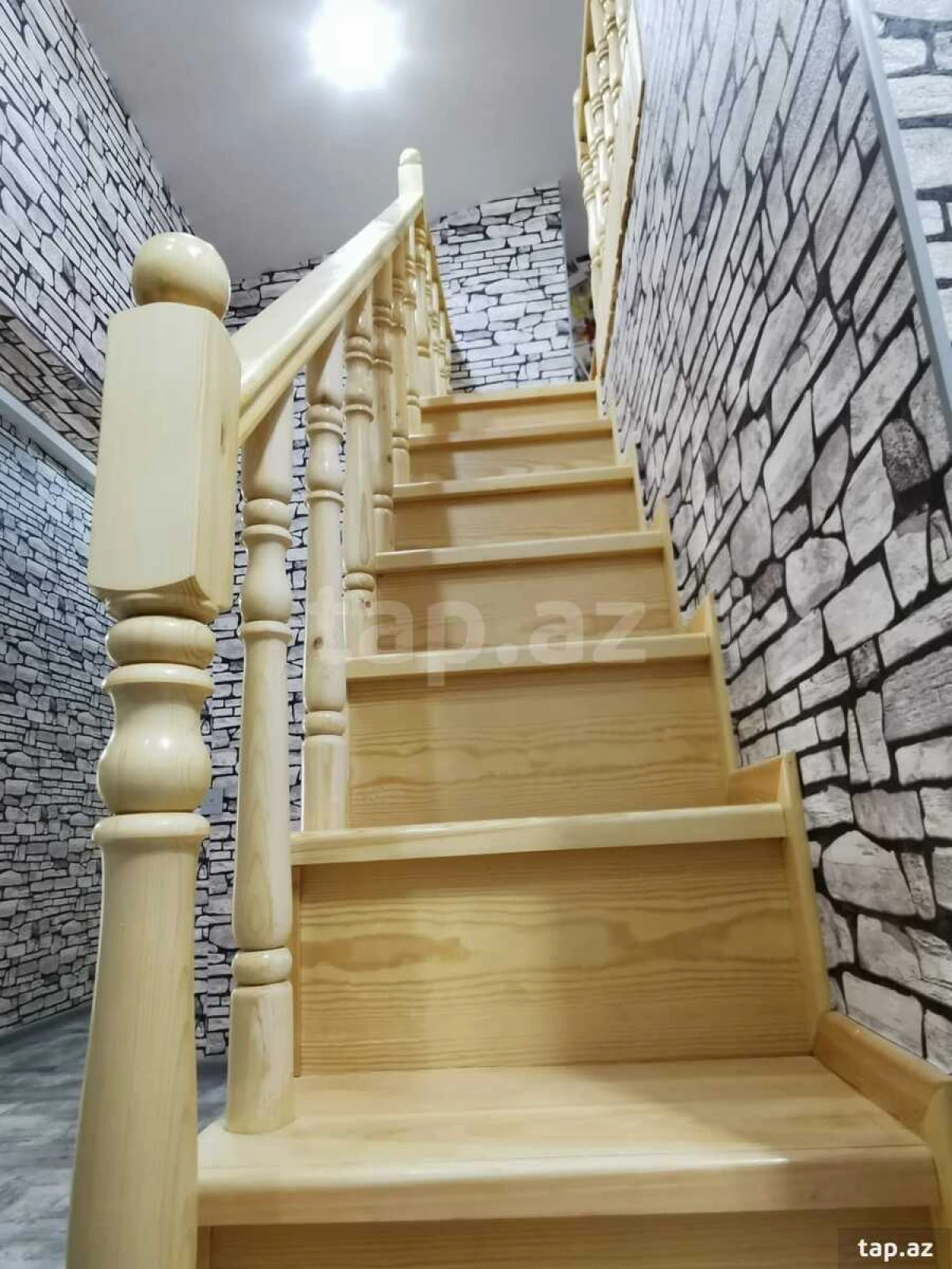 Kirayə verilir 2 otaqlı yeni tikili 90 m²