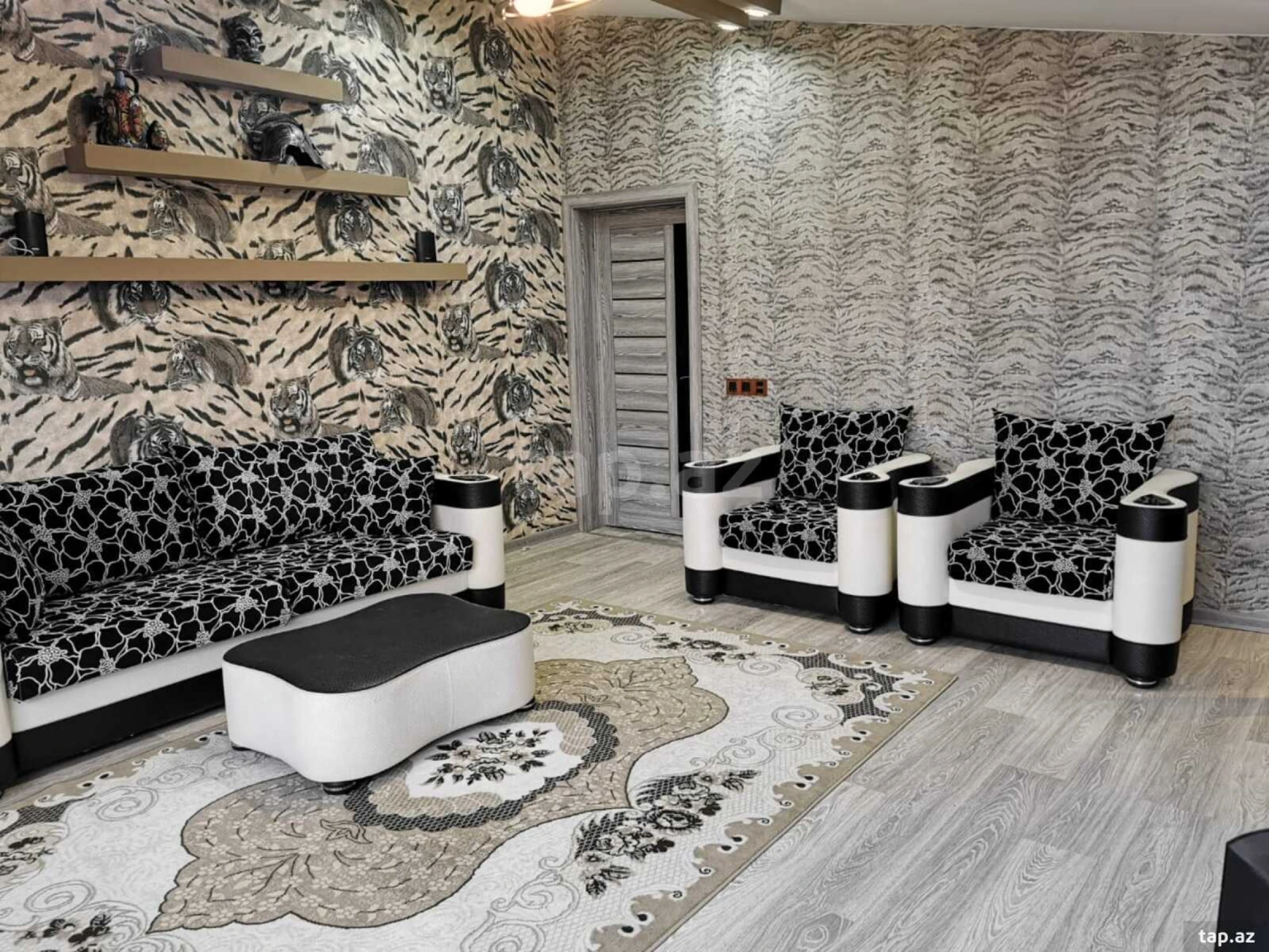 Kirayə verilir 2 otaqlı yeni tikili 90 m²