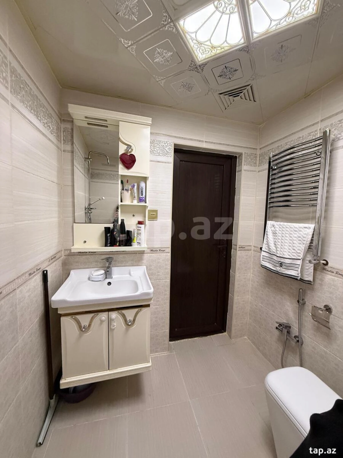 Satılır 2 otaqlı yeni tikili 65 m²