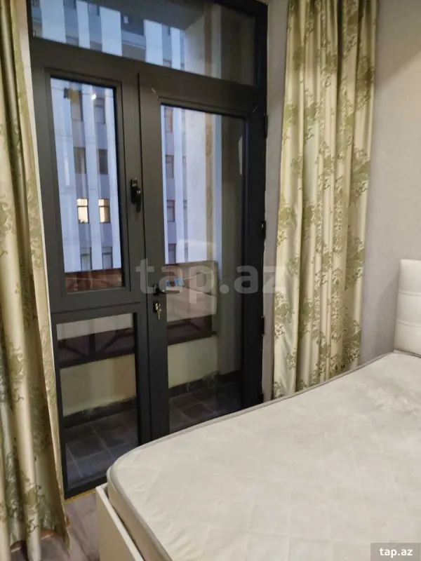 Kirayə verilir 1 otaqlı yeni tikili 40 m²