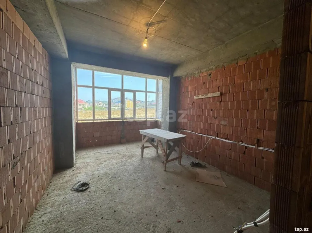 Satılır 3 otaqlı yeni tikili 57 m²