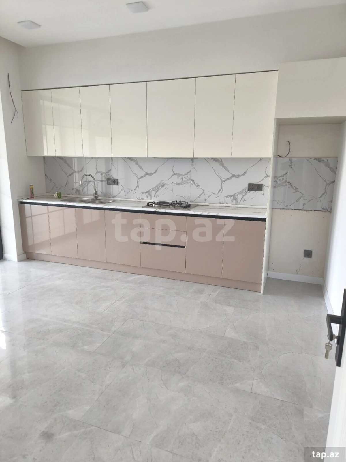 Satılır 3 otaqlı həyət evi