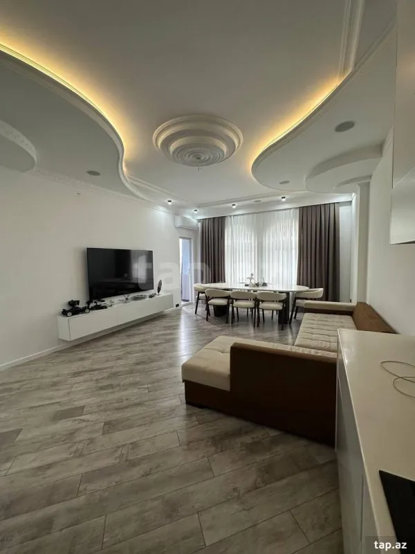 Satılır 2 otaqlı yeni tikili 80 m²