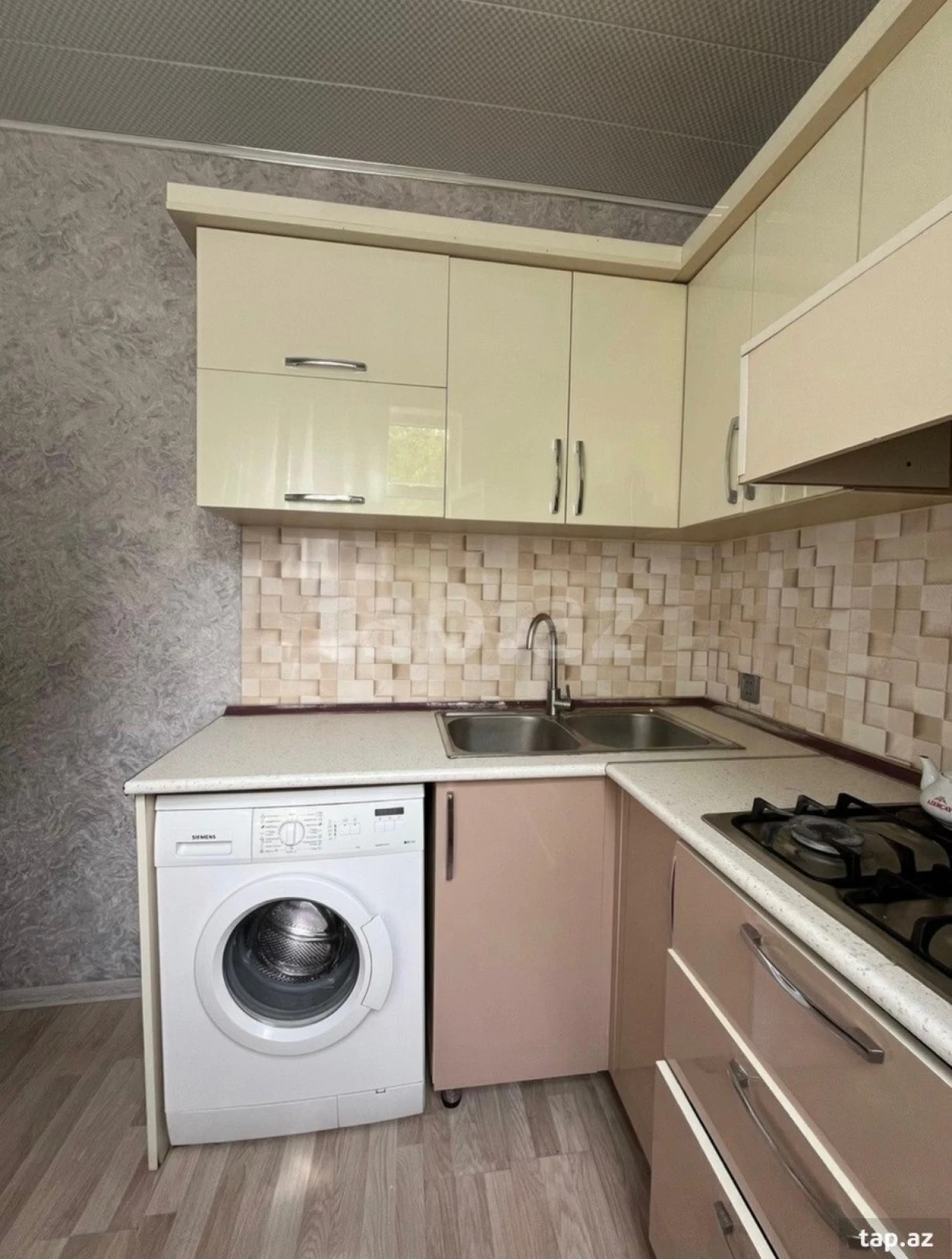 Kirayə verilir 2 otaqlı mənzil 55 m²