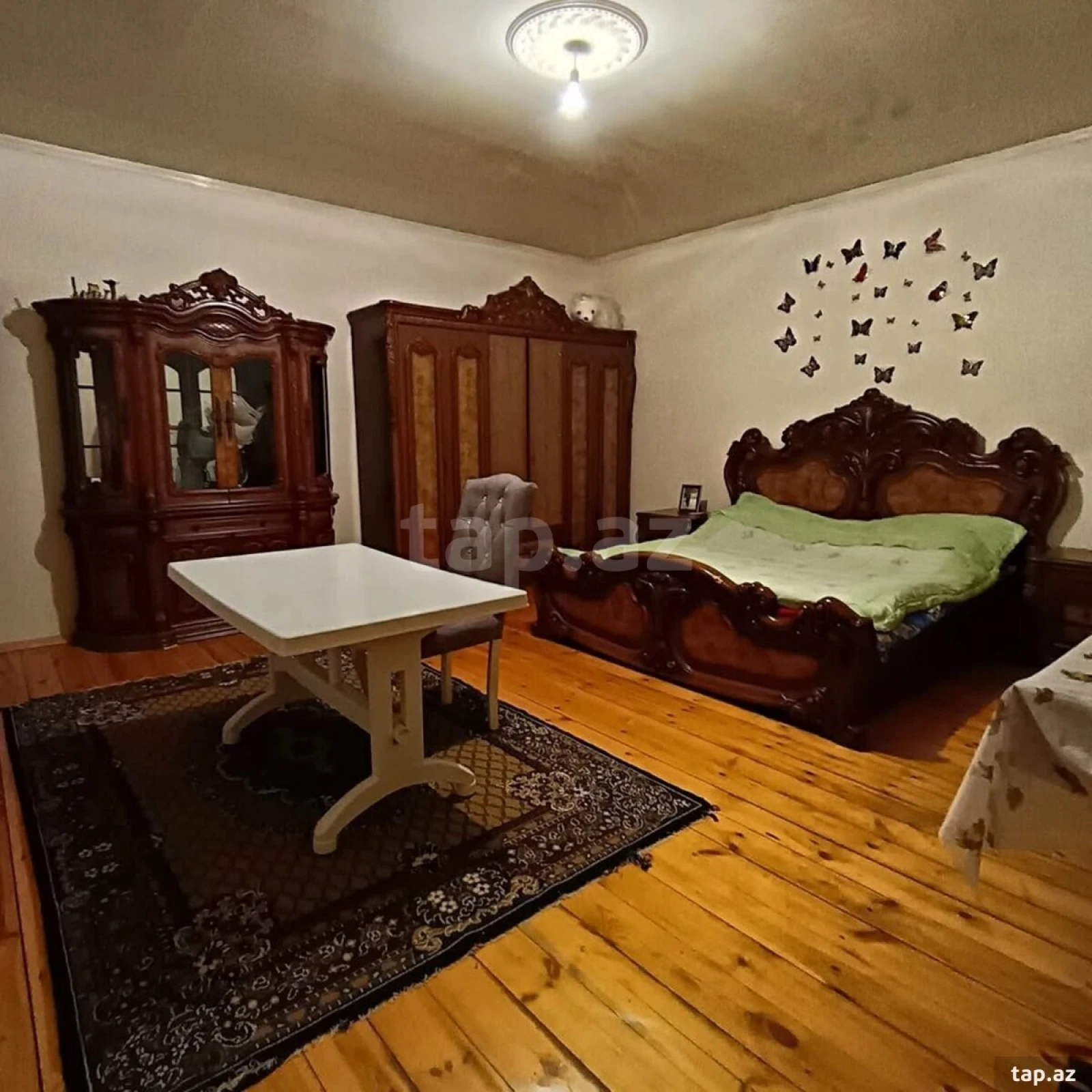 Kirayə verilir 5 otaqlı həyət evi