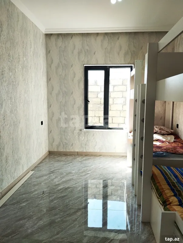 Kirayə verilir 4 otaqlı həyət evi