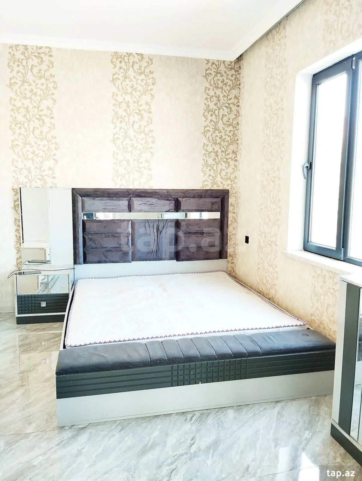 Kirayə verilir 4 otaqlı həyət evi