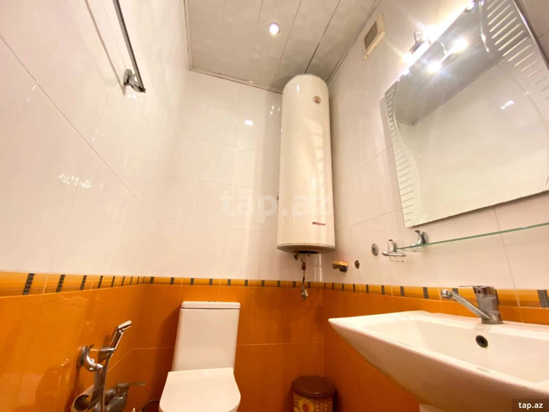 Kirayə verilir 3 otaqlı yeni tikili 160 m²