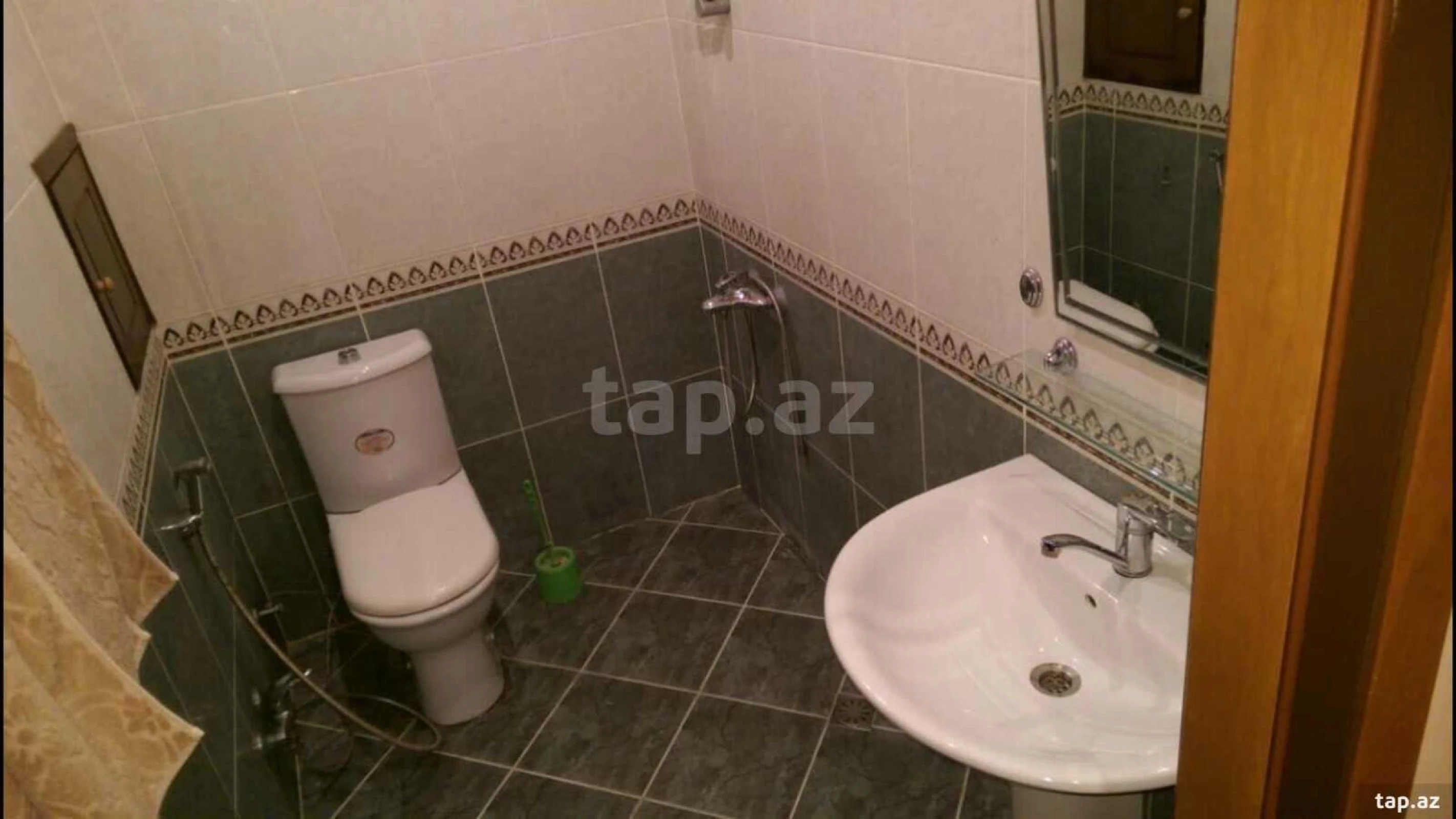 Kirayə verilir 3 otaqlı yeni tikili 123 m²