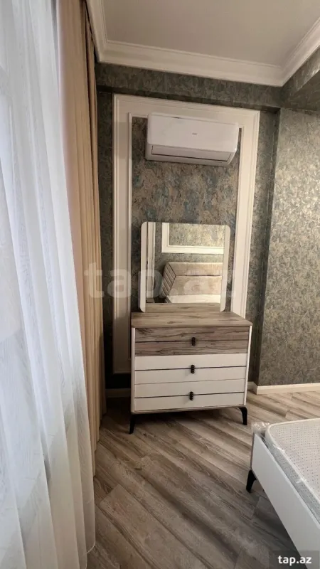 Kirayə verilir 2 otaqlı yeni tikili 53.2 m²