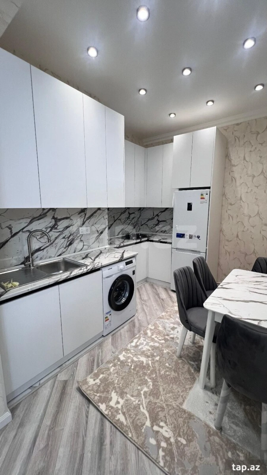 Kirayə verilir 2 otaqlı yeni tikili 53.2 m²