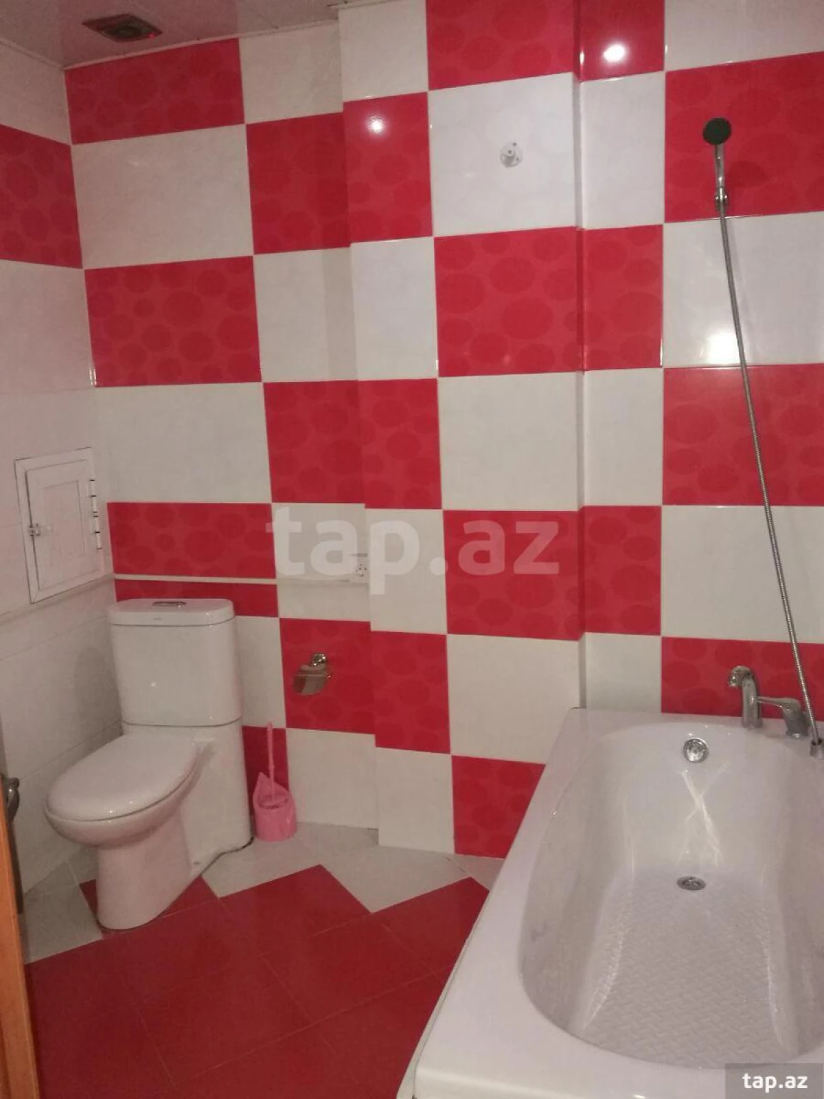 Kirayə verilir 3 otaqlı yeni tikili 125 m²