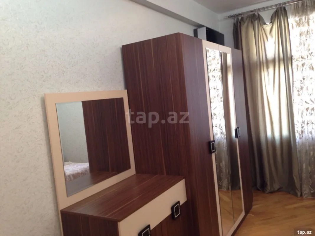 Kirayə verilir 3 otaqlı yeni tikili 125 m²