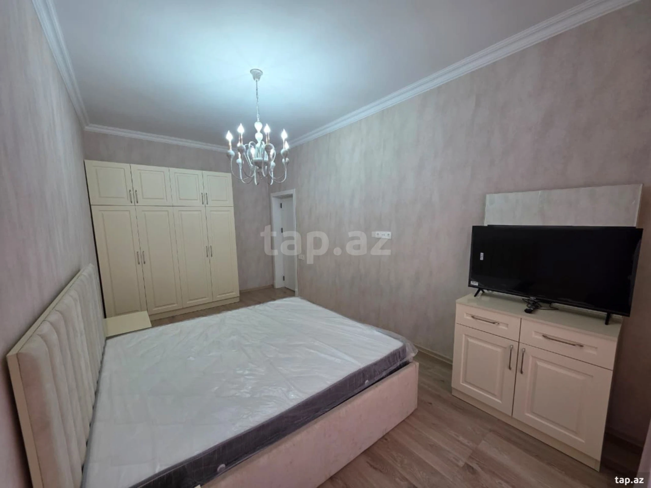 Kirayə verilir 1 otaqlı yeni tikili 45 m²