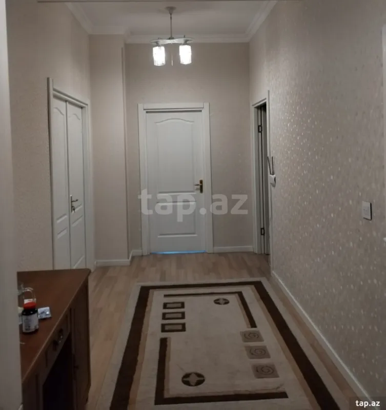 Kirayə verilir 3 otaqlı yeni tikili 100 m²