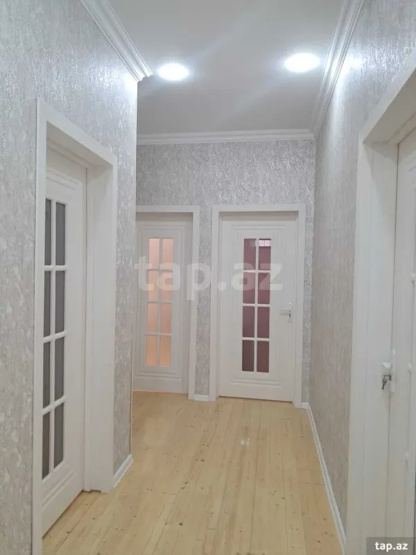 Satılır 4 otaqlı həyət evi