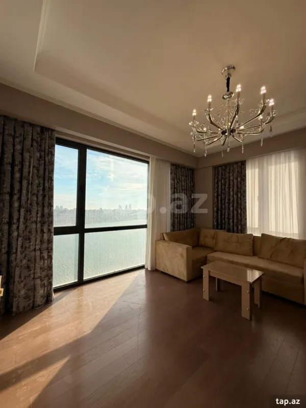 Kirayə verilir 3 otaqlı yeni tikili 85 m²