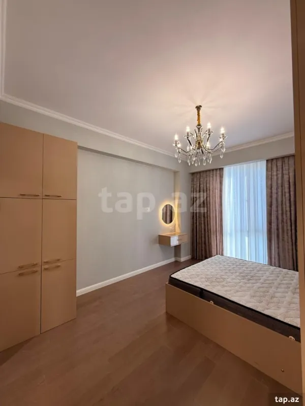 Kirayə verilir 3 otaqlı yeni tikili 85 m²