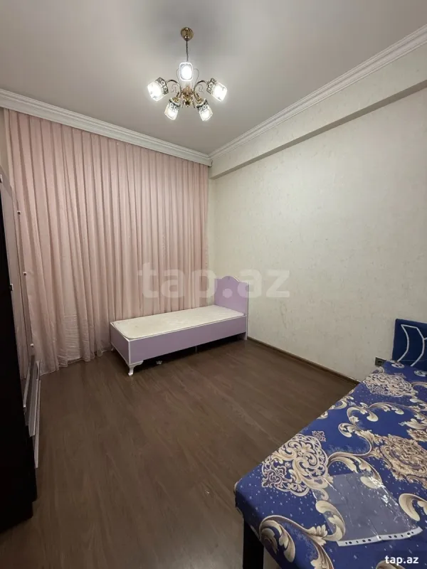 Kirayə verilir 4 otaqlı yeni tikili 110 m²