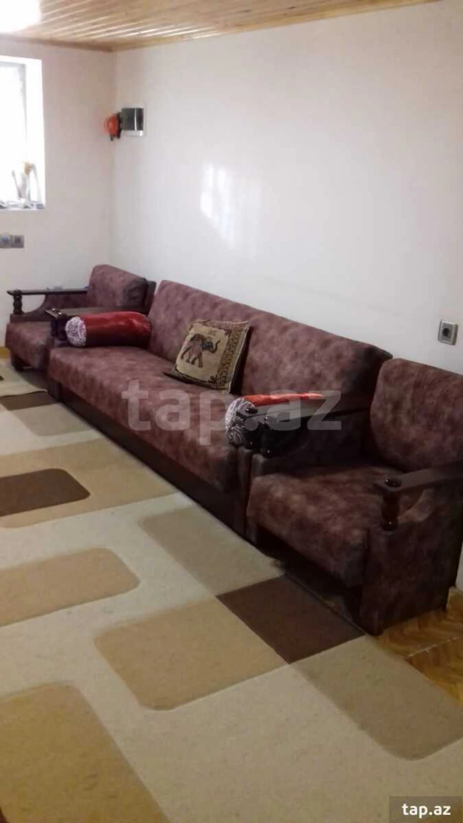 Satılır 4 otaqlı həyət evi