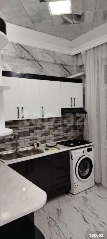 Kirayə verilir 2 otaqlı yeni tikili 78 m²