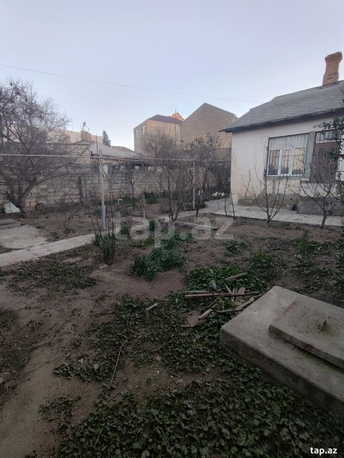 Satılır 6 otaqlı həyət evi