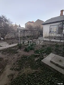 Satılır 6 otaqlı həyət evi