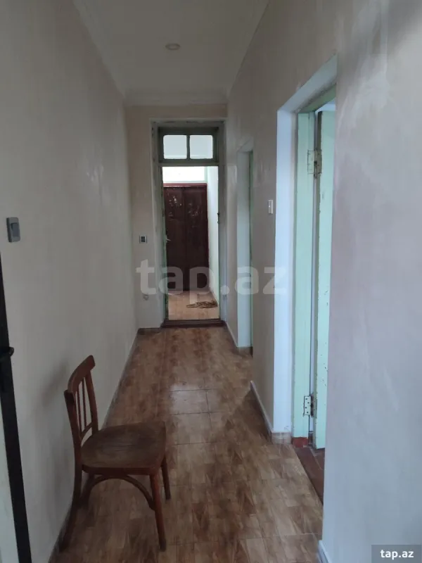 Satılır 6 otaqlı həyət evi