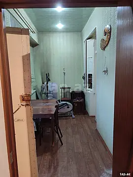 Satılır 6 otaqlı həyət evi