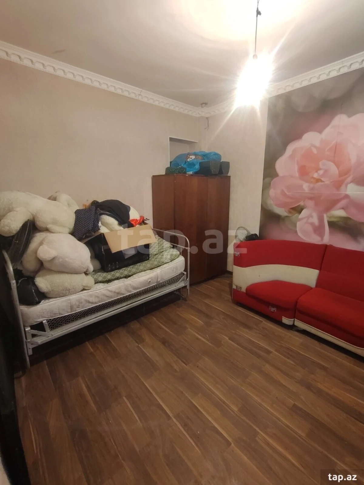 Satılır 6 otaqlı həyət evi