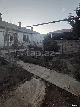 Satılır 6 otaqlı həyət evi