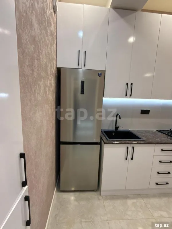 Kirayə verilir 2 otaqlı yeni tikili 65 m²