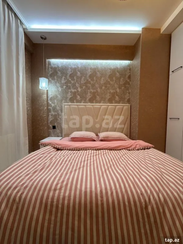 Kirayə verilir 2 otaqlı yeni tikili 65 m²