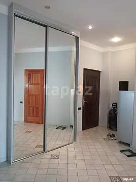 Satılır 3 otaqlı yeni tikili 140 m²