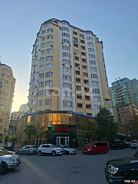 Satılır 3 otaqlı yeni tikili 140 m² — Bakı 3 otaq 140.00 m²
