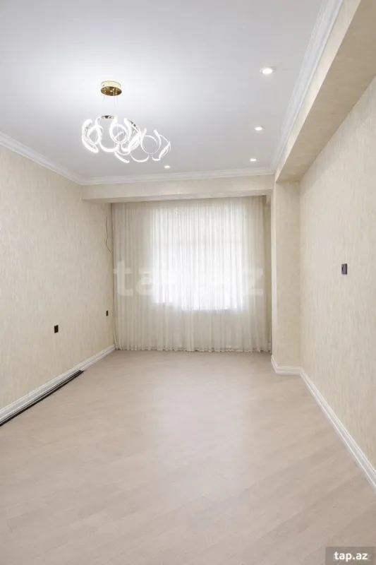 Satılır 3 otaqlı yeni tikili 138 m²