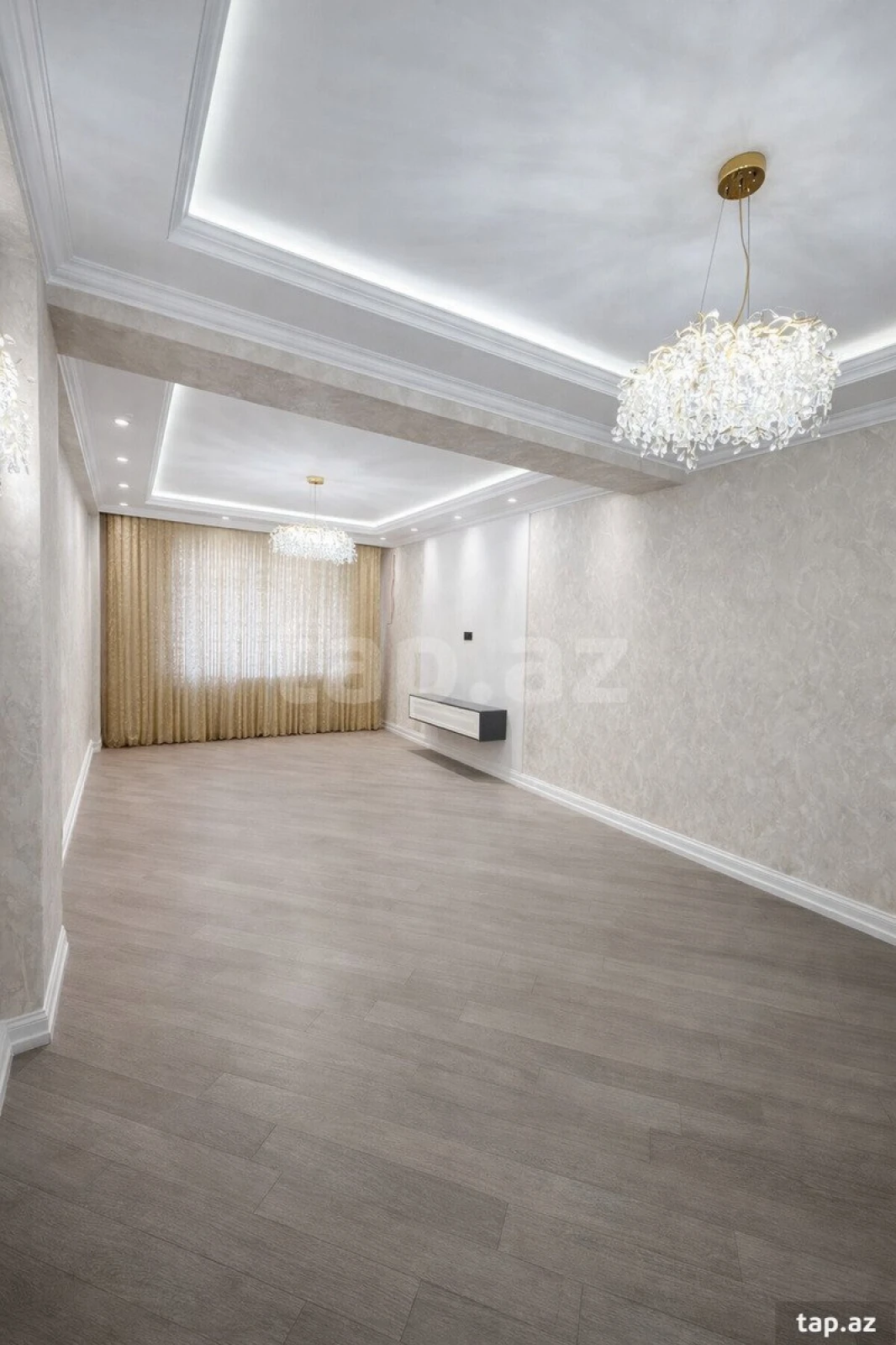 Satılır 3 otaqlı yeni tikili 138 m²