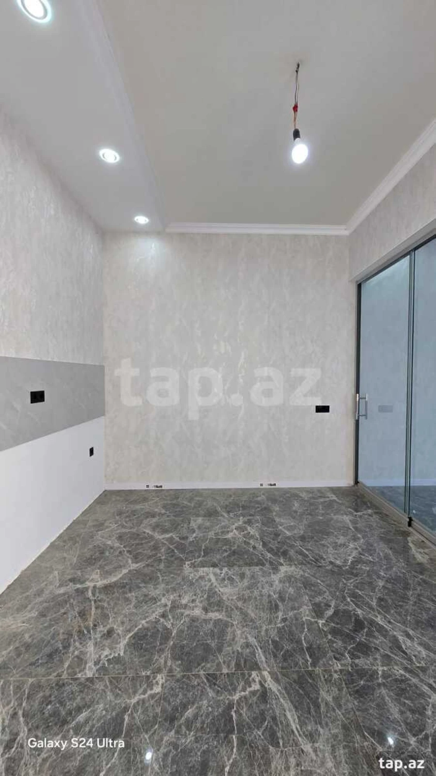 Satılır 5 otaqlı həyət evi
