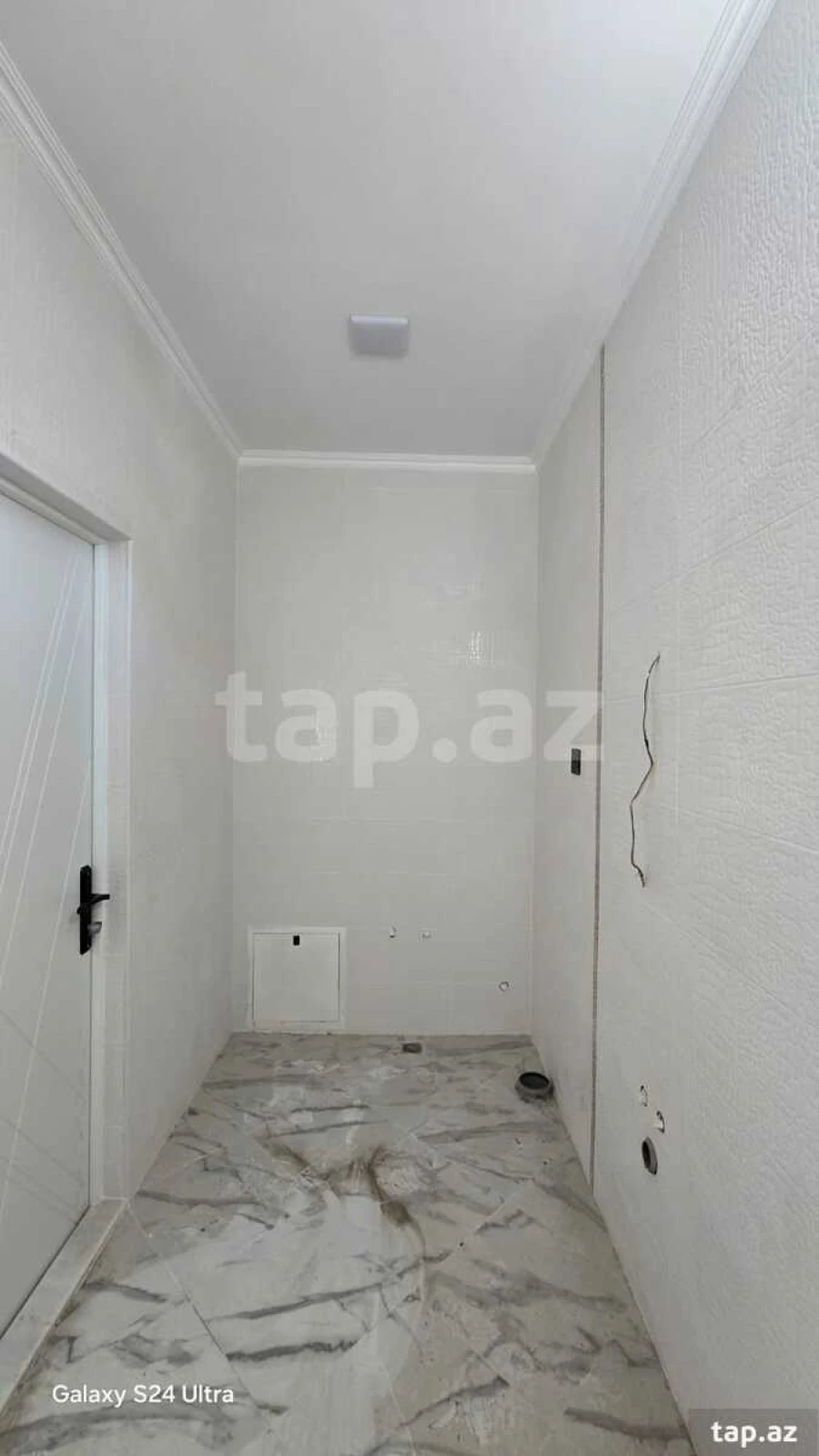 Satılır 5 otaqlı həyət evi