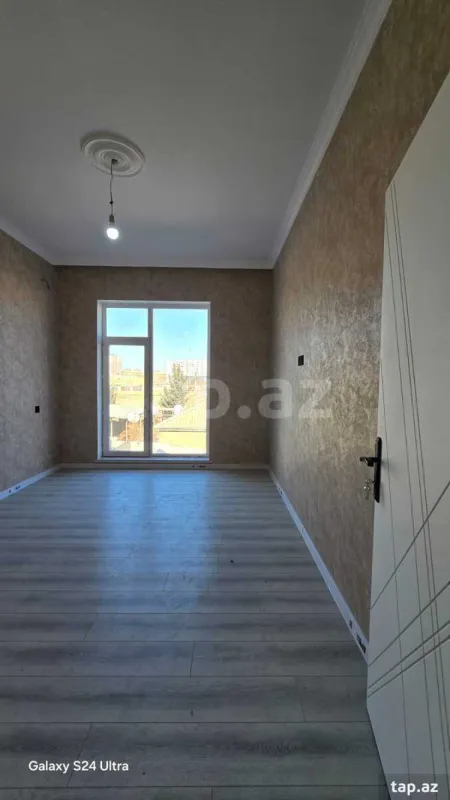 Satılır 5 otaqlı həyət evi