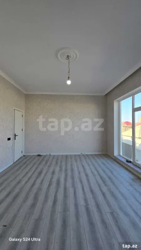 Satılır 5 otaqlı həyət evi