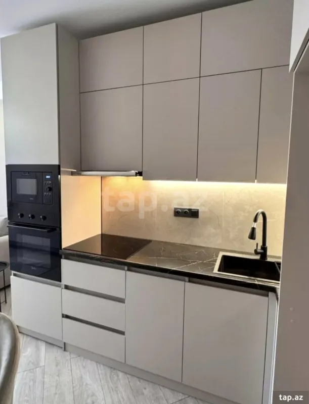 Kirayə verilir 2 otaqlı yeni tikili 75 m²