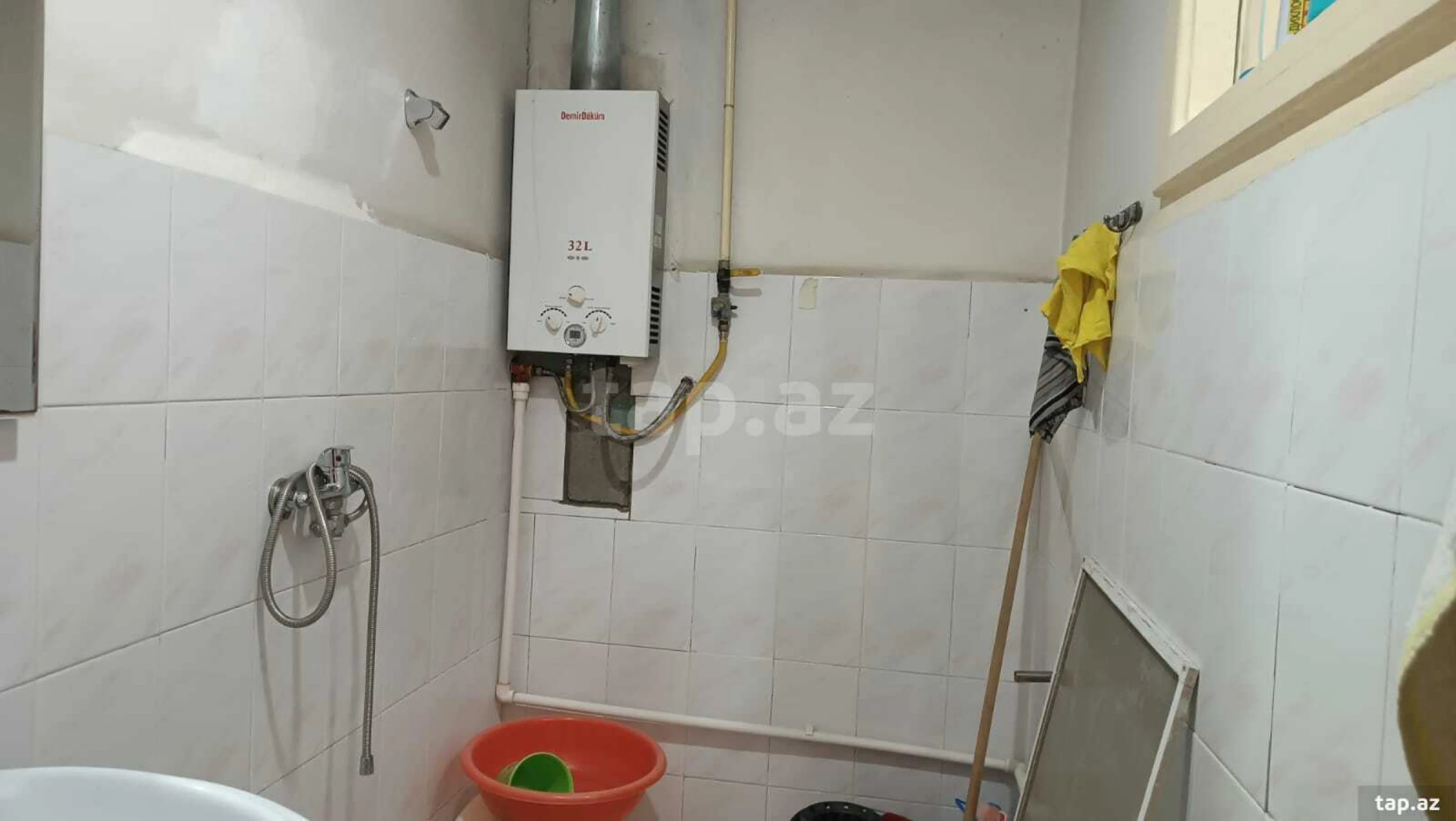 Satılır 2 otaqlı mənzil 60 m²
